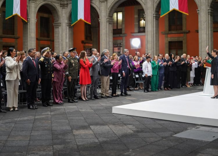 “Vamos bien y vamos a ir mejor”: Sheinbaum presume disminución de la pobreza en Primer Informe