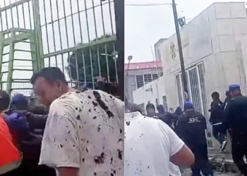 Vecinos increpan y arrojan lodo a alcaldesa de Iztapalapa, Aleida Alavez, por falta de apoyos ante inundaciones