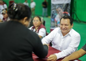 Renacimiento Maya fortalece la justicia social con la entrega de tarjetas Mujeres Renacimiento