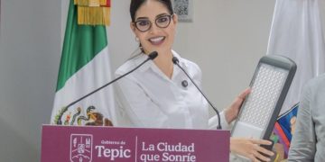 Iniciativa en el Senado contra el “nepotismo sentimental” toma impulso tras caso de Geraldine Ponce en Tepic