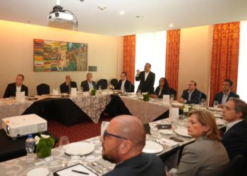 Hoteleros reconocen a Abelina López por el impulso a la reactivación turística de Acapulco