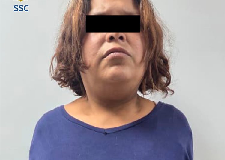 Detienen a dos mujeres y un menor con droga y un arma en la Cuauhtémoc