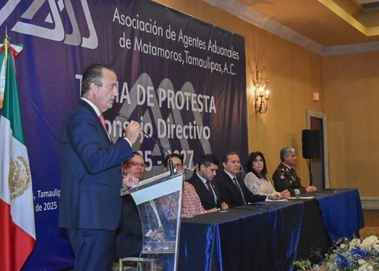 Agentes aduanales exigen preservar su rol histórico ante la reforma de la Ley Aduanera