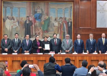 Gobernadora Delfina Gómez entrega Segundo Informe de Labores a Congreso mexiquense