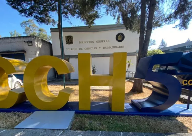 Apuñalan a 2 personas en CCH Sur; agresor se habría arrojado de un edificio