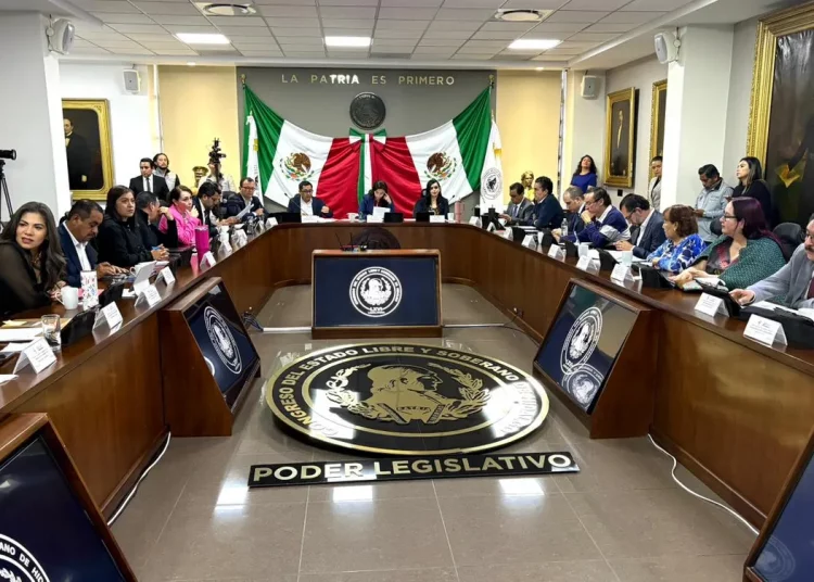 Congreso da seguimiento a proceso de sucesión municipal en Pisaflores