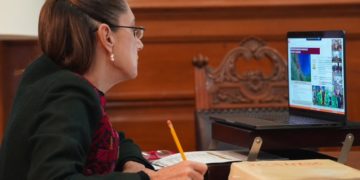 Sheinbaum atiende con gobernadores emergencia por lluvias en el país