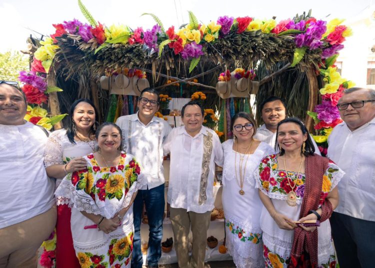 Gobierno del Renacimiento Maya impulsa la preservación de tradiciones con la Gran Muestra Estatal de Altares