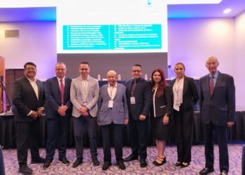 Reconocen a presidente de la ema con premio Agapito González 2025