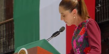 En su Primer Informe en el Zócalo, Sheinbaum defiende legado de AMLO y de la 4T
