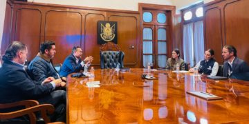 Buscan reactivar la ruta aérea Querétaro–Acapulco para fortalecer el turismo