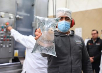 Leche para el Bienestar lleva agua potable a comunidades afectadas por los huracanes Raymond y Priscilla