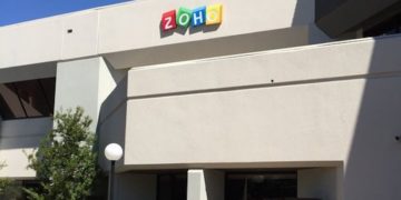 Zoho impulsa procesos empresariales con nuevos agentes de inteligencia artificial