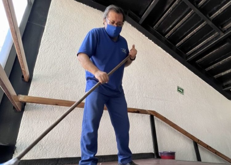 Cuestionan licitación por presuntas restricciones en servicio de limpieza en la Cámara de Diputados