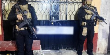 SSC y FGJ detienen a cuatro personas y aseguran droga durante cateos en GAM y Venustiano Carranza