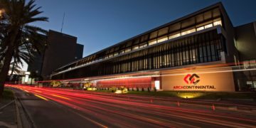 Ventas netas de Arca Continental aumentan en el tercer trimestre de 2025