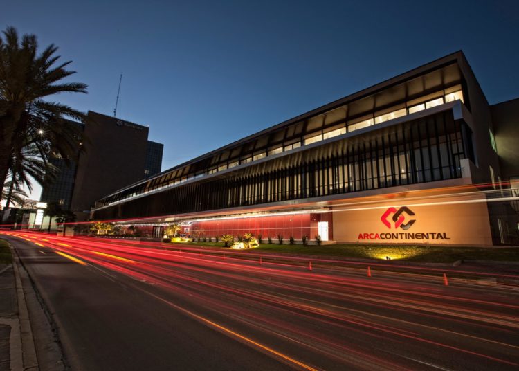 Ventas netas de Arca Continental aumentan en el tercer trimestre de 2025