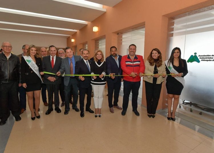 Pedro Rodríguez fortalece el desarrollo económico de Atizapán de Zaragoza con la firma de importante convenio