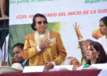 Por abandono de funciones y presunto desvío, cabildo de El Oro solicita destitución de alcaldesa