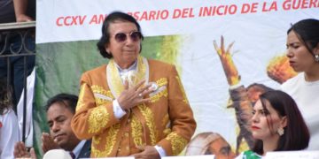 Por abandono de funciones y presunto desvío, cabildo de El Oro solicita destitución de alcaldesa