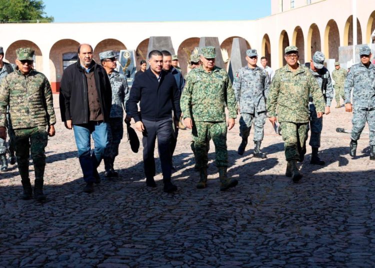 Harfuch recorre Uruapan previo a reunión con alcaldesa Grecia Quiroz