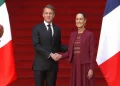 Recibe Sheinbaum a Macron en Palacio Nacional