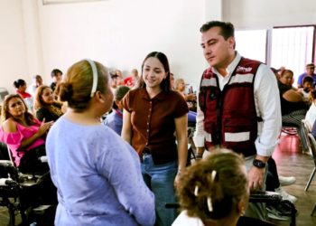 Manuel Guerra Cavazos fortalece la inclusión en García con la entrega de aparatos de movilidad