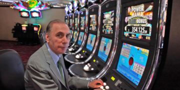 Casineros advierten riesgos por incremento del IEPS a la industria del juego