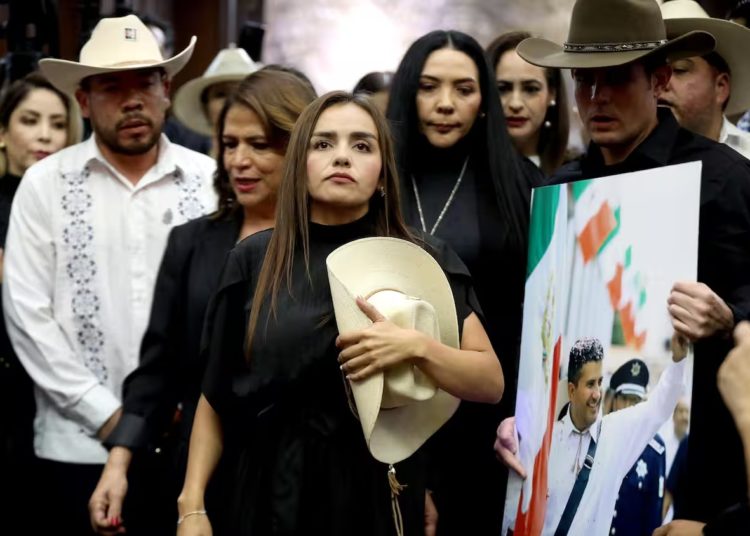 Exige alcaldesa de Uruapan justicia y acabar con extorsiones; “no fuimos a doblar las manos”, dice sobre reunión con Sheinbaum