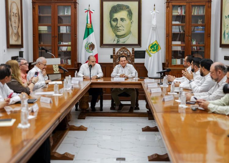 Gobierno de Yucatán e INAH fortalecen alianza para proteger patrimonio cultural