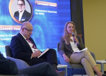 Retos operativos y transición energética guían debate sobre autotransporte mexicano