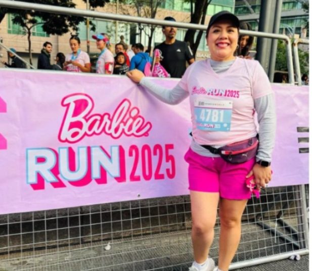 Acusan a la alcaldesa de Tláhuac de hacer trampa en la Carrera Barbie 2025