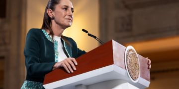 Pide Sheinbaum a Noroña respetar a viuda de Manzo