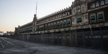 Blindan Palacio Nacional ante próxima Marcha de la Generación Z