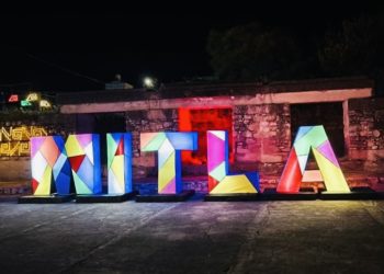 Visita la Villa Mágica Iluminada Mitla 2025