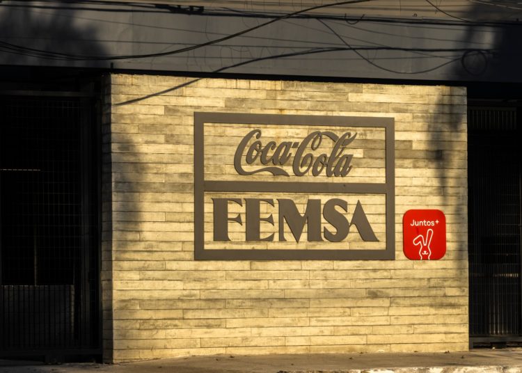 La inteligencia artificial de Coca-Cola FEMSA impulsa la digitalización del comercio minorista