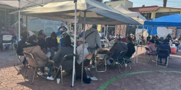 Continúa protesta en Palacio Municipal de Tecamác por ola de despidos injustificados