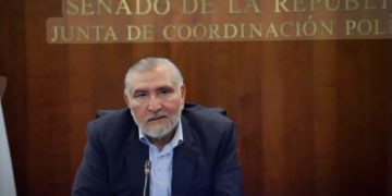 Informa Adán Augusto que reforma sobre “jueces sin rostro” se abordará hasta febrero del 2026