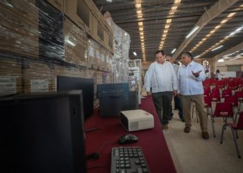 Yucatán fortalece infraestructura educativa con entrega de mobiliario escolar