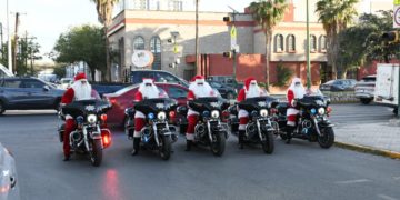 Salen Santa Clos regios motorizados