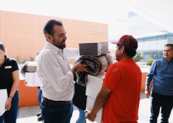 Entrega municipio de Tlajomulco apoyos invernales a la comunidad ladrillera