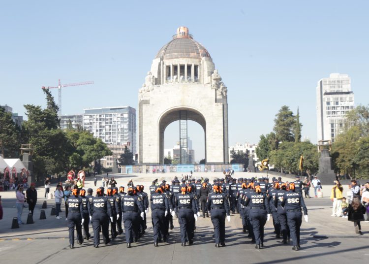 Desfile del Día del Policía 2025 reconoce a la fuerza policial de la Ciudad de México