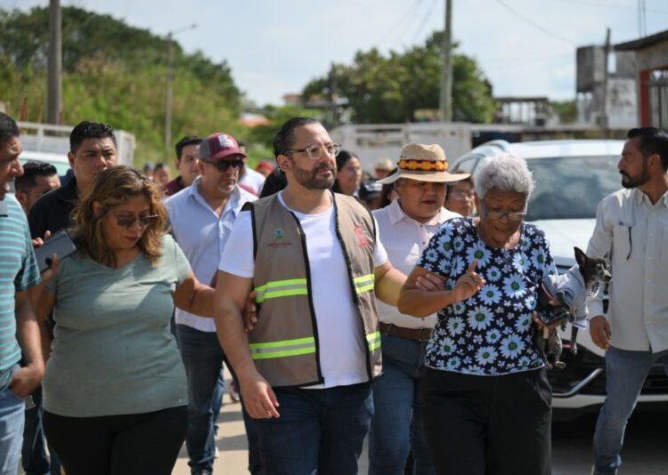 Encabeza alcalde de Coatzacoalcos jornada de supervisión en el poniente de la ciudad