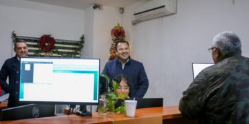 “Gracias a los contribuyentes cumplidos hay más obras en Delicias”: Valenciano