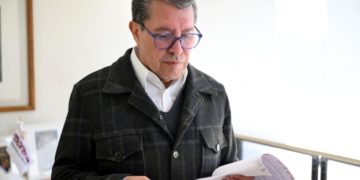 Defiende Monreal conducción presidencial de la política exterior