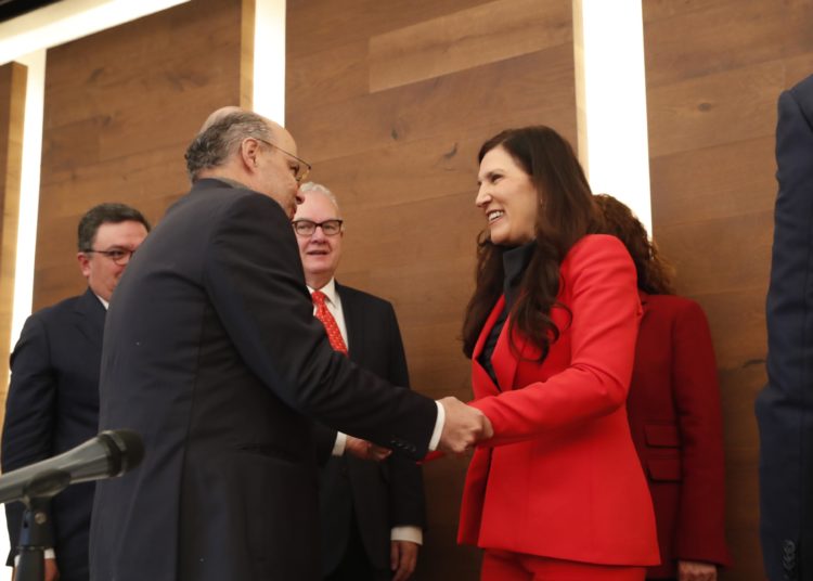 Difícil que PT y PVEM acepten perder espacios y voz con reforma electoral: López Rabadán