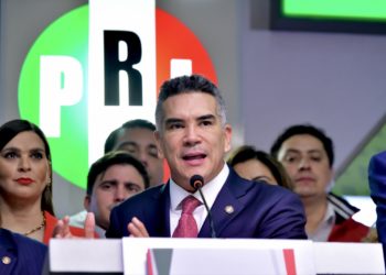 “Cuesta menos una democracia cara que una dictadura gratuita”: PRI