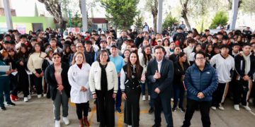 Gobierno de Atizapán acerca los servicios municipales a estudiantes