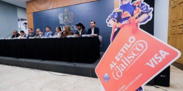 Ciudadanos rechazan alza al transporte en Jalisco y el uso obligatorio de tarjeta operada por Broxel