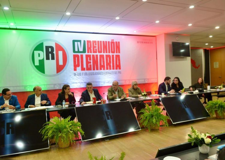 Legisladores del PRI arrancan Reunión Plenaria; construyen agenda legislativa para defender derechos mexicanos